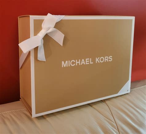 michael kors giftset|michael kors empty gift box.